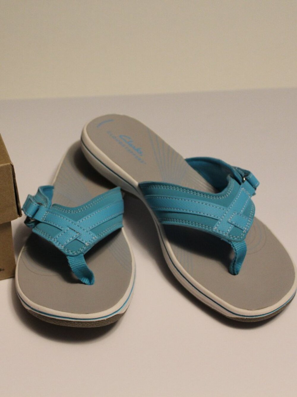 New Clarks Cloud Steppers Breeze Sea Aqua Sandals size 8M
